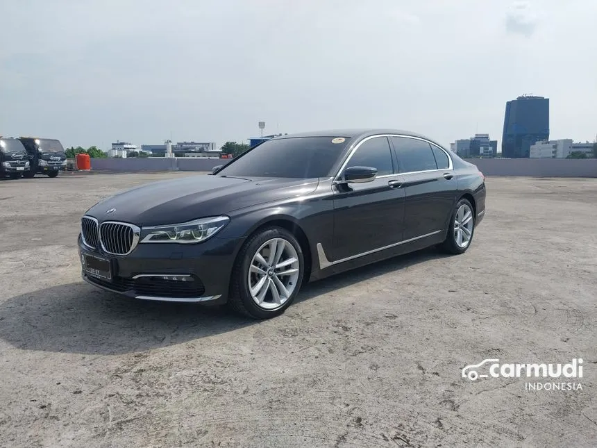 2017 BMW 730Li Sedan