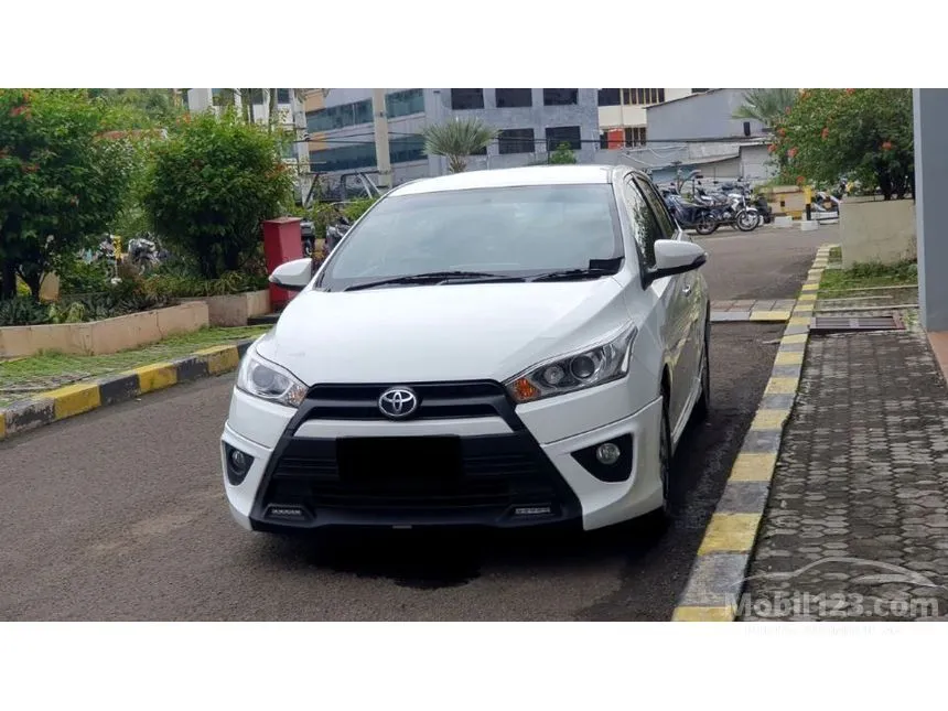Jual Mobil Toyota Yaris 2014 TRD Sportivo 1.5 di Jawa Barat Automatic Hatchback Putih Rp 162.000.000