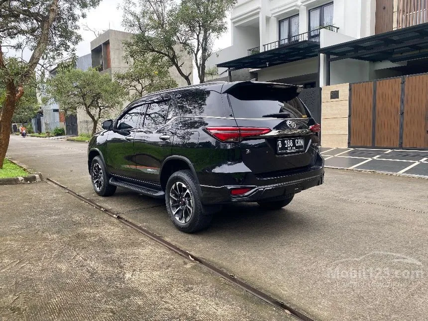 2021 Toyota Fortuner VRZ GR SPORT 4X2 SUV