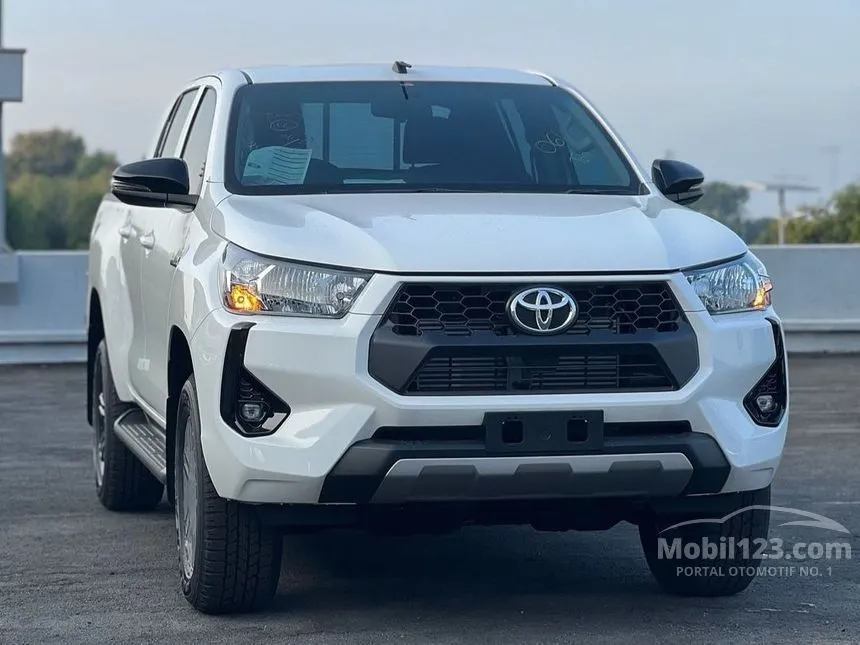 Jual Mobil Toyota Hilux 2024 G Dual Cab 2.4 di Jawa Barat Manual Pick