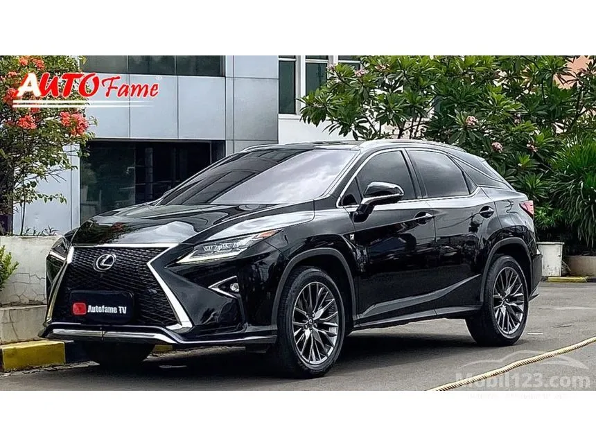 Jual Mobil Lexus RX300 2019 F