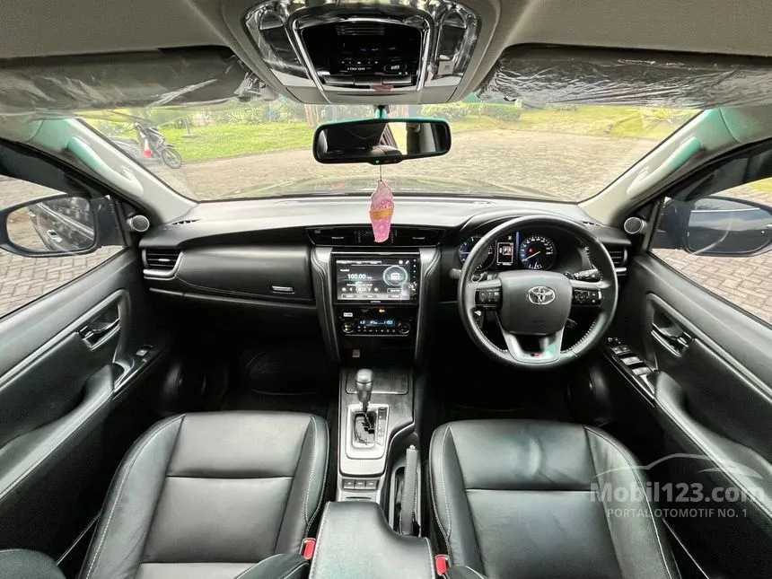 2022 Toyota Fortuner GR Sport 4X2 SUV
