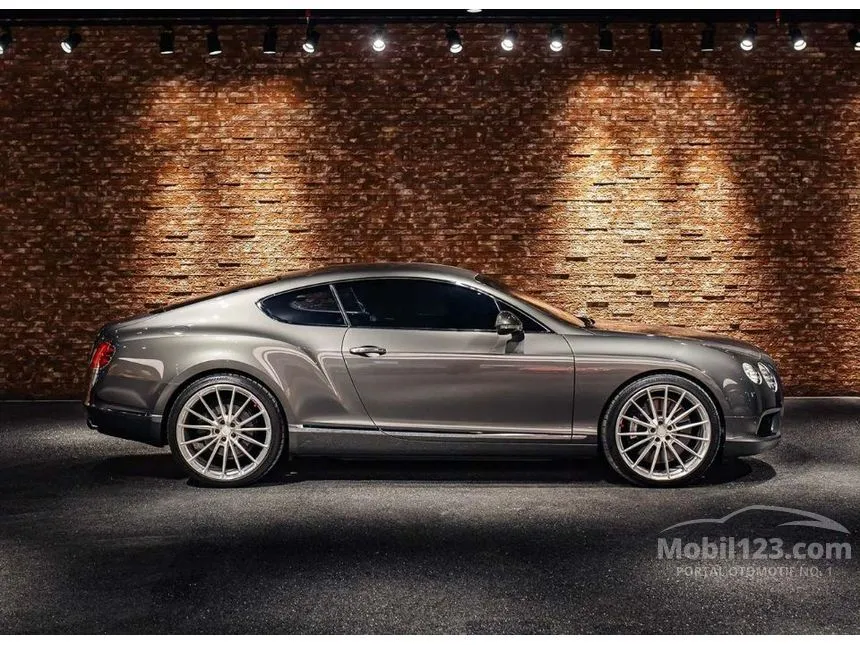 2014 Bentley Continental GT W12 Coupe