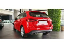 2019 Mercedes-Benz B200 - BEST PRICE IN HERE and READY STOCK