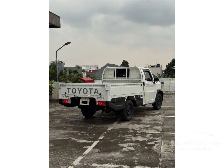 2026 Toyota Hilux Rangga Standard Flat Deck 3 Way Pickup