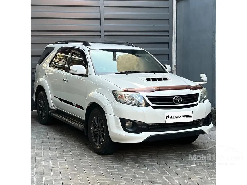 Jual Mobil Toyota Fortuner 2014 G TRD 2.5 di Jawa Timur Automatic SUV Putih Rp 289.999.000
