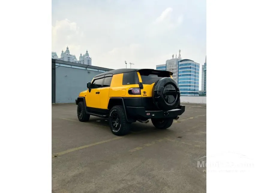 2017 Toyota FJ Cruiser SUV