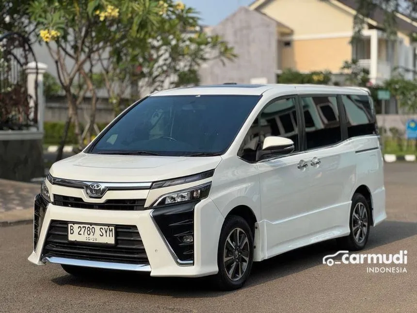 Jual Mobil Toyota Voxy 2018 2.0 di DKI Jakarta Automatic MPV Putih Rp 300.000.000