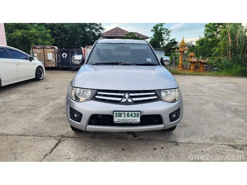 2015 Mitsubishi TRITON GLX Plus Mega Cab Pickup
