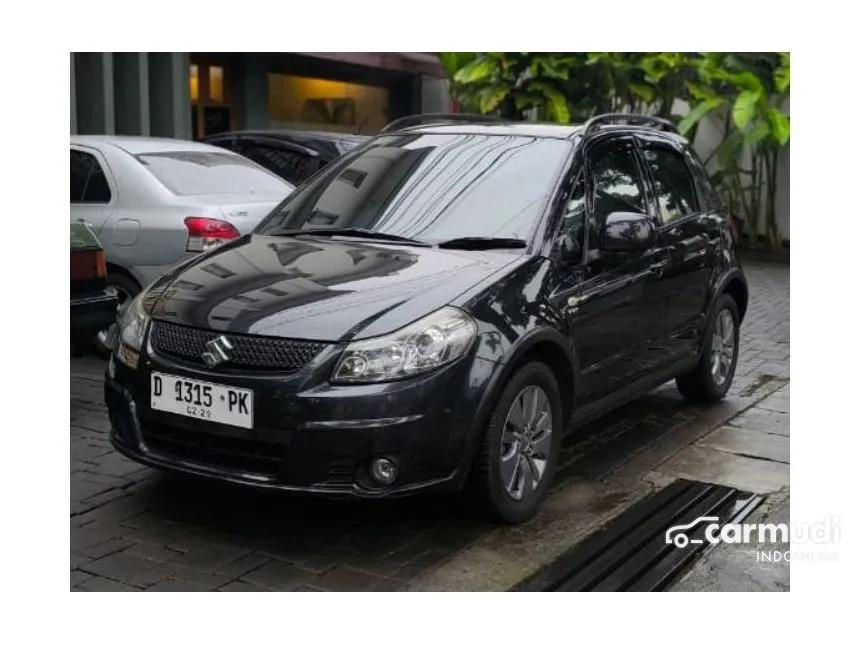 2011 Suzuki SX4 Cross Over Hatchback