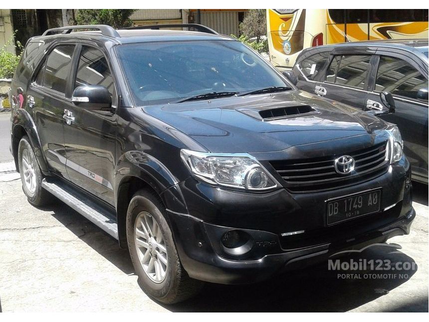 2013 Toyota Fortuner G TRD SUV