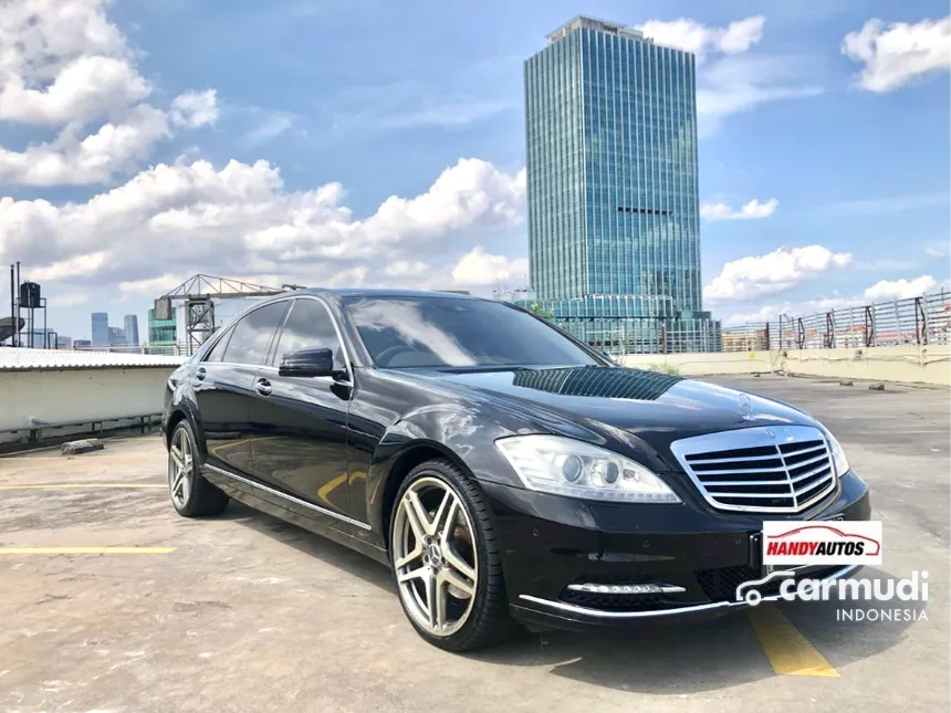2011 Mercedes-Benz S300L Solitaire Sedan