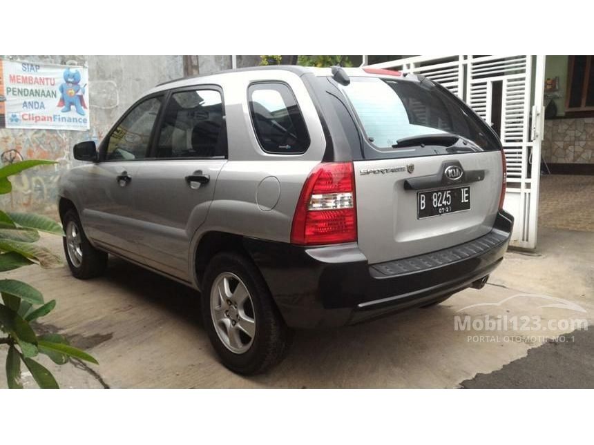 Jual Mobil Kia Sportage 2005 2 0 Di Jawa Barat Manual Suv Offroad 4wd Silver Rp 81 750 000 2764474 Mobil123 Com