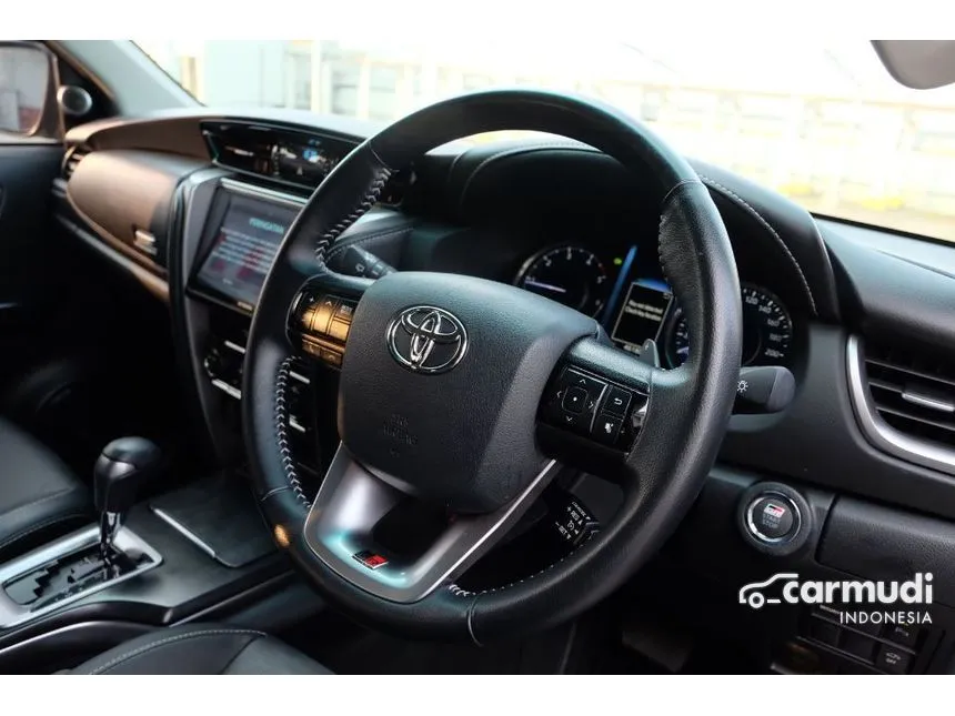 2022 Toyota Fortuner GR Sport 4X2 SUV