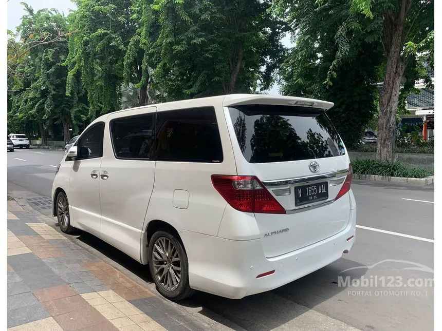 2014 Toyota Alphard SC MPV