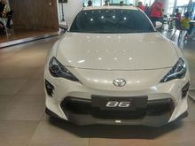 2019 Toyota 86 2,0 TRD PUTIH READY DI CABANG SYAPA CEPAT DAPAT