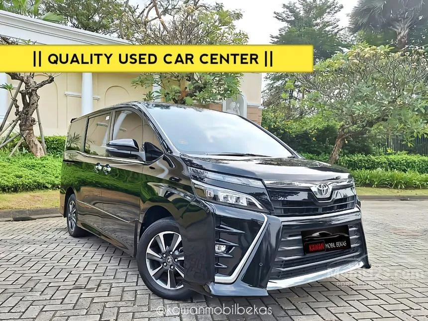 Jual Mobil Toyota Voxy 2019 2.0 di Banten Automatic Wagon Hitam Rp 323.000.000