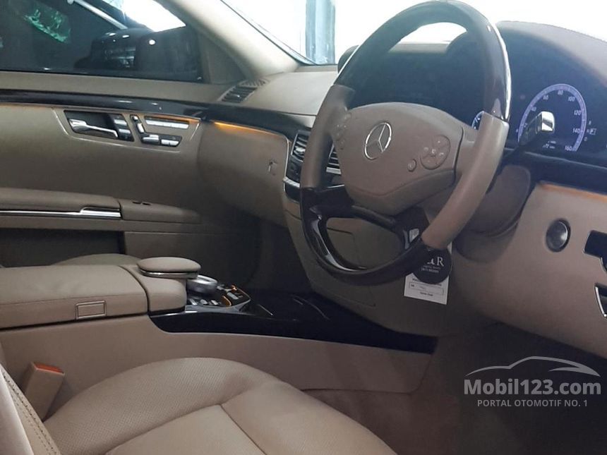  Jual  Mobil  Mercedes Benz S350 L 2013 CGI 3 5 di DKI 