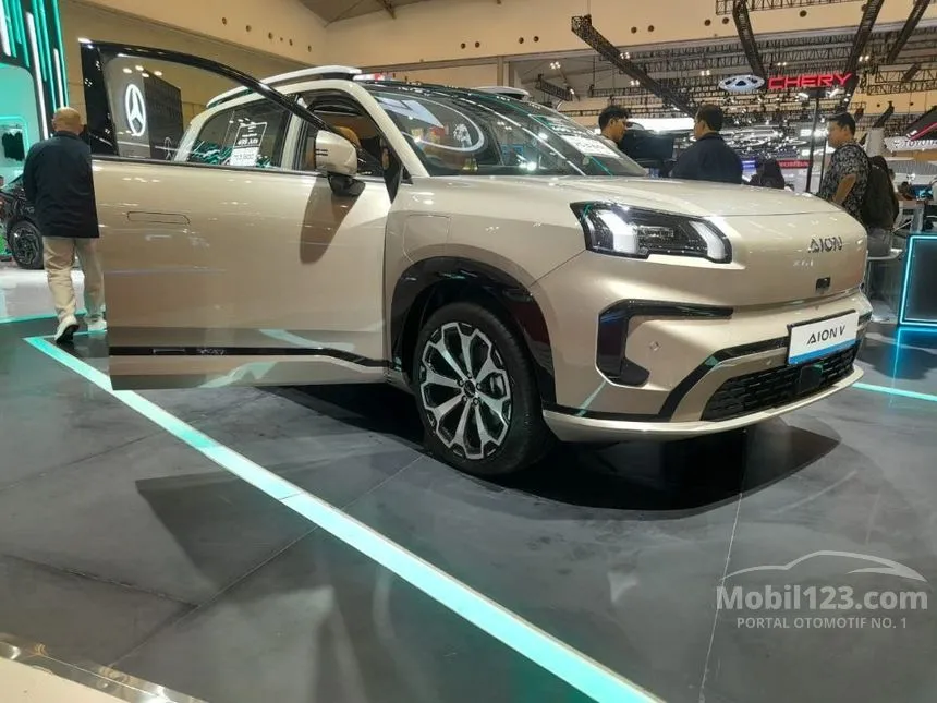 2026 GAC AION V Luxury SUV