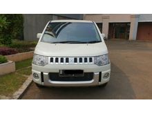 Mitsubishi Delica 2.0 AT - Putih - 2014 - Best Car