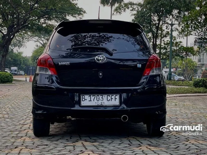 2009 Toyota Yaris E Hatchback