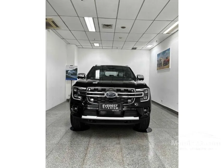 Jual Mobil Ford Everest 2024 Titanium 2.0 di DKI Jakarta Automatic SUV Hitam Rp 950.000.000