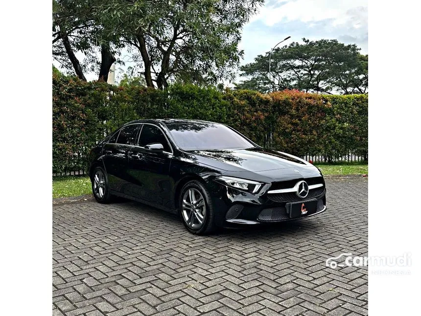2021 Mercedes-Benz A200 progressive line Sedan