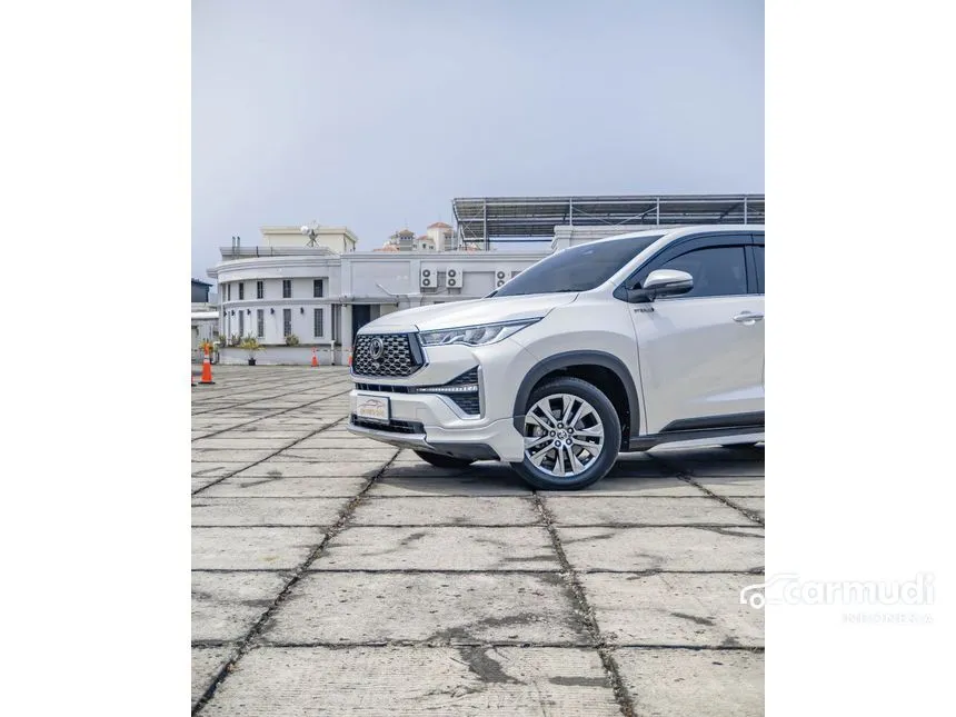 2023 Toyota Kijang Innova Zenix Q HV TSS ( Premium Color) MPV