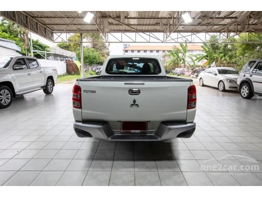 2018 Mitsubishi Triton GLX Pickup