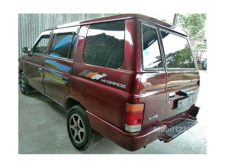 Jual Mobil  Isuzu  Panther  1995 2 3 Manual 2 2 di Jawa  