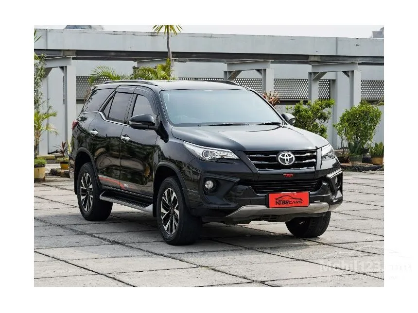 Jual Mobil Toyota Fortuner 2019 VRZ 2.4 di DKI Jakarta Automatic SUV Hitam Rp 400.000.000