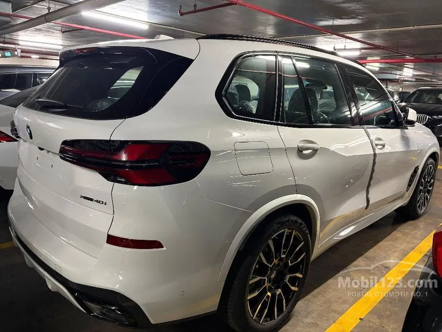 2025 BMW X5 xDrive40i M Sport SUV