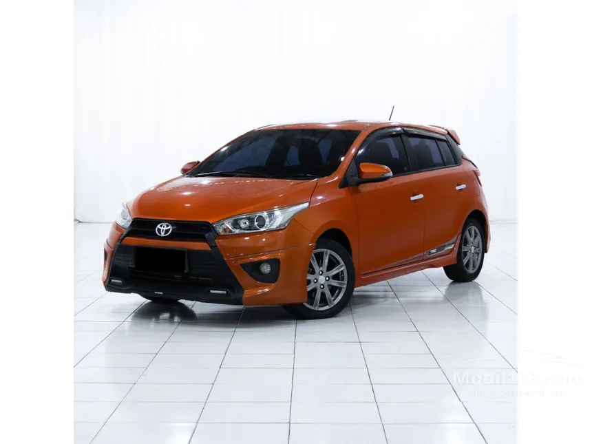 Jual Mobil Toyota Yaris 2015 TRD Sportivo 1.5 di Kalimantan Barat Automatic Hatchback Orange Rp 182.000.000