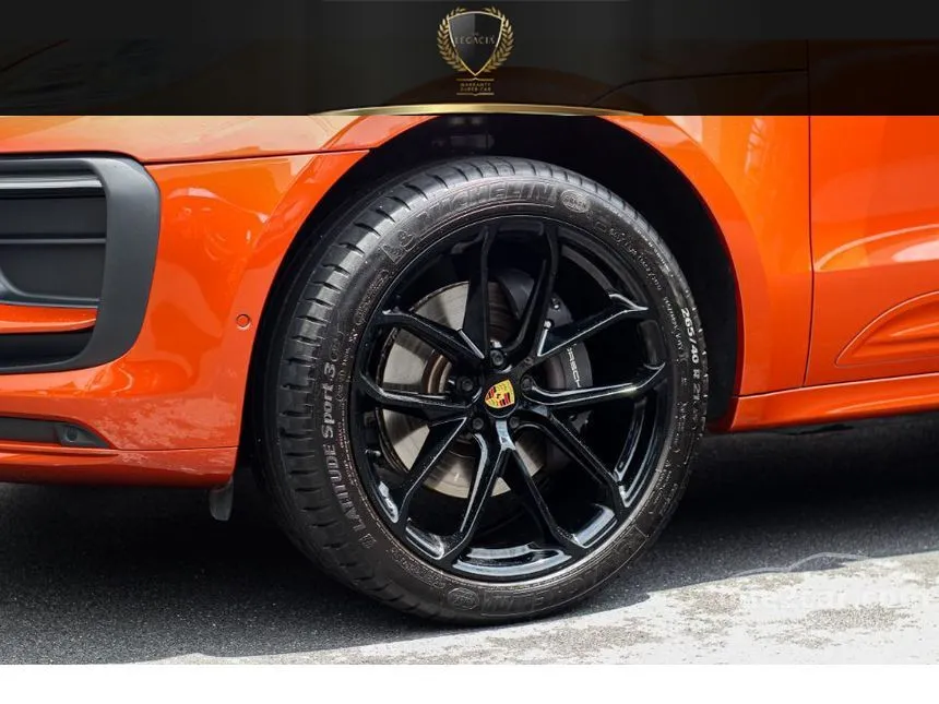 2023 Porsche MACAN SUV