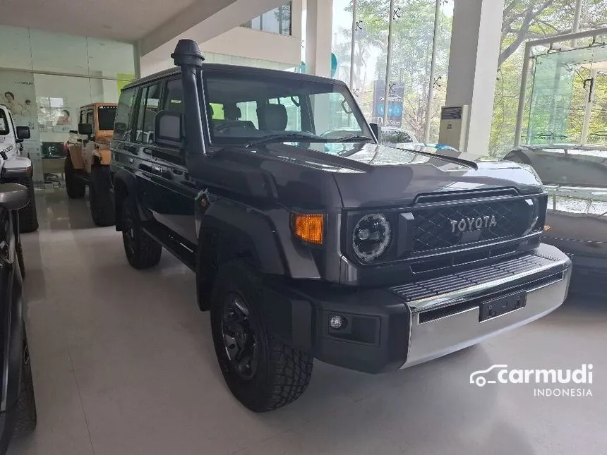 2024 Toyota Land Cruiser 70 LX SUV