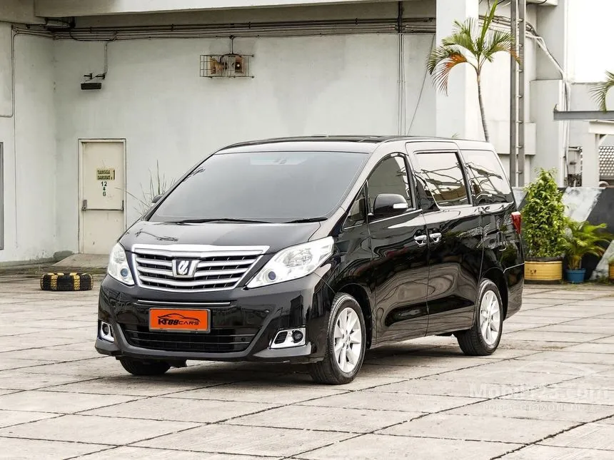 2013 Toyota Alphard G MPV