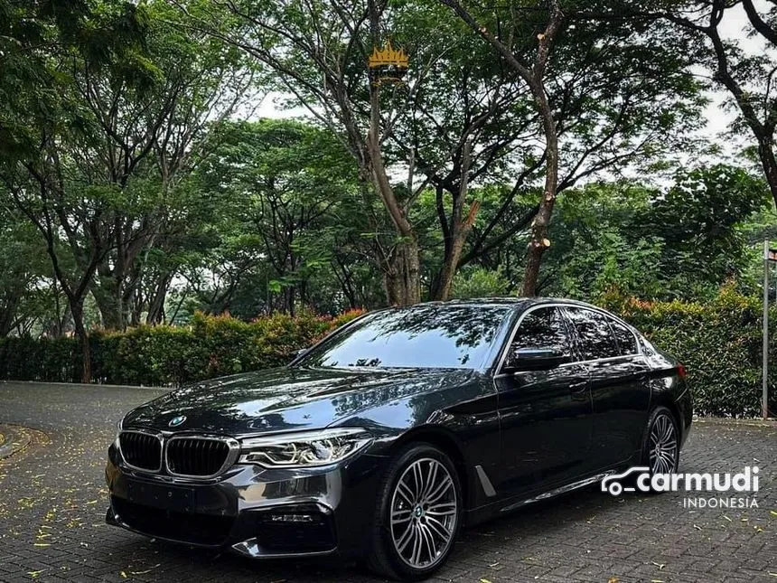 Jual Mobil BMW 530i 2019 M Sport 2.0 di Banten Automatic Sedan Hitam Rp 625.000.000