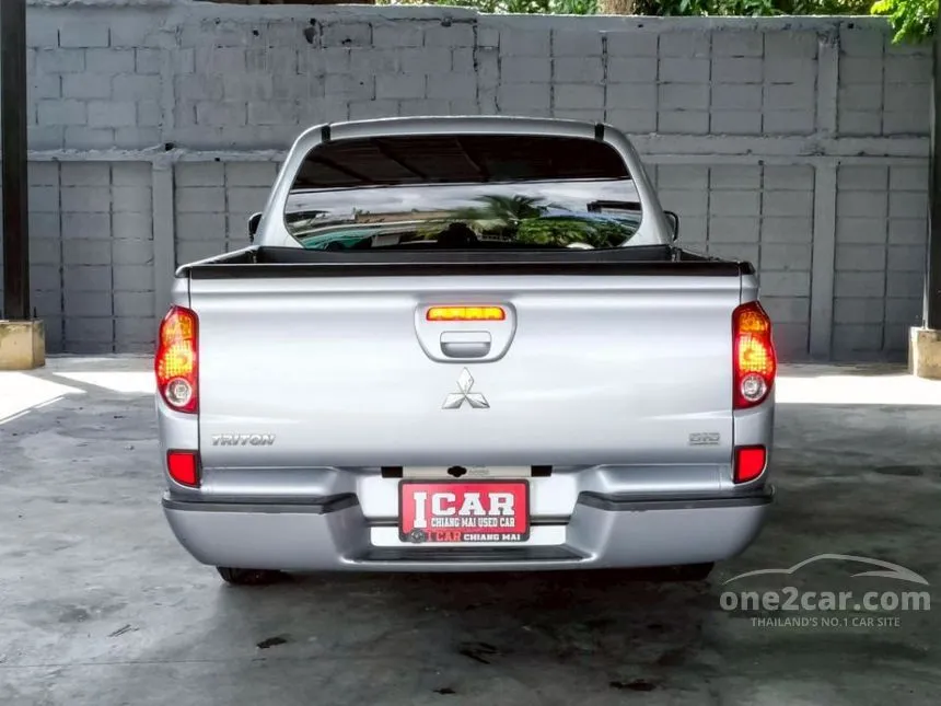 2012 Mitsubishi TRITON GLX Double Cab Pickup