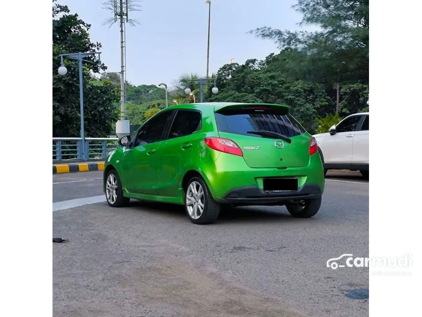 2012 Mazda 2 R Hatchback