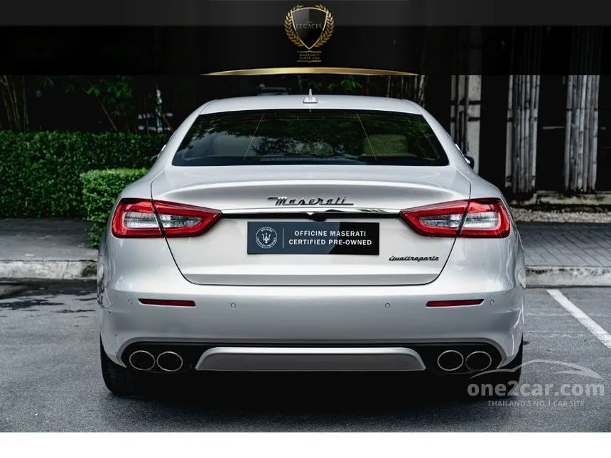 2017 Maserati QUATTROPORTE Sedan