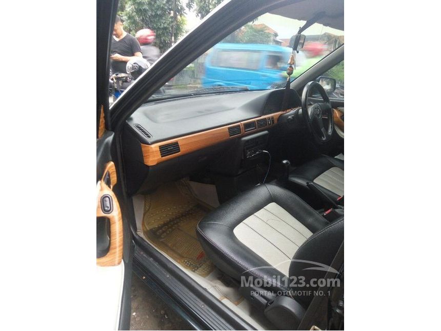 Jual Mobil  Mazda  323 1995  Interplay MT 1 6 di Jawa Barat 