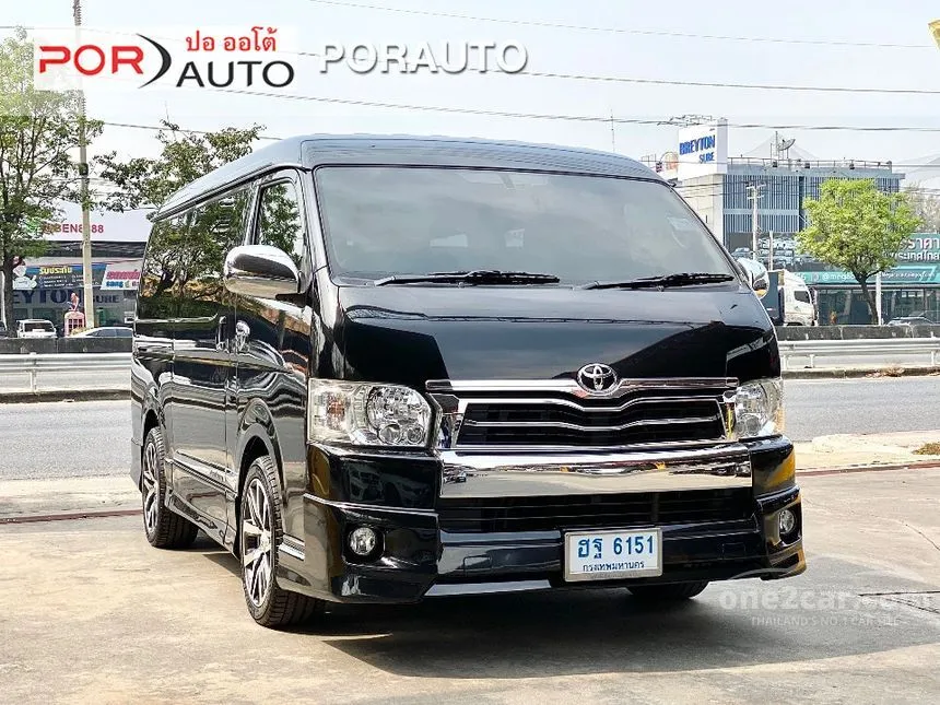 2018 Toyota Ventury V Van