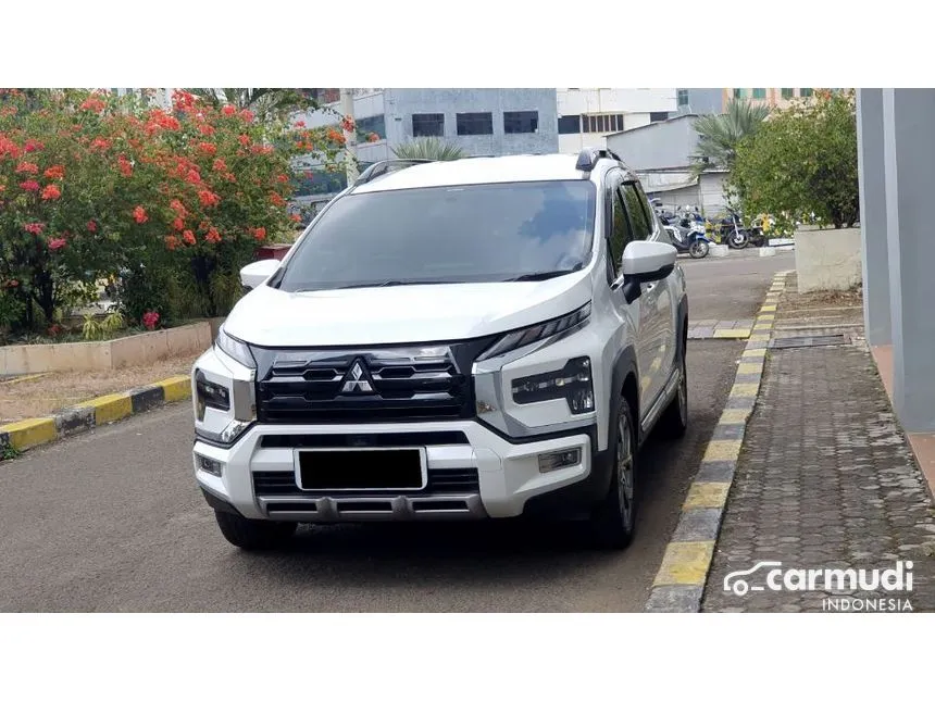 2023 Mitsubishi Xpander Cross Premium MPV
