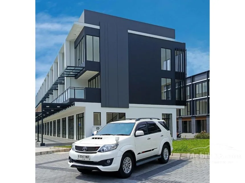 Jual Mobil Toyota Fortuner 2013 G TRD 2.5 di Banten Automatic SUV Putih Rp 293.000.000
