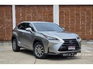2015 Lexus IS300h 2.5 Luxury Sedan