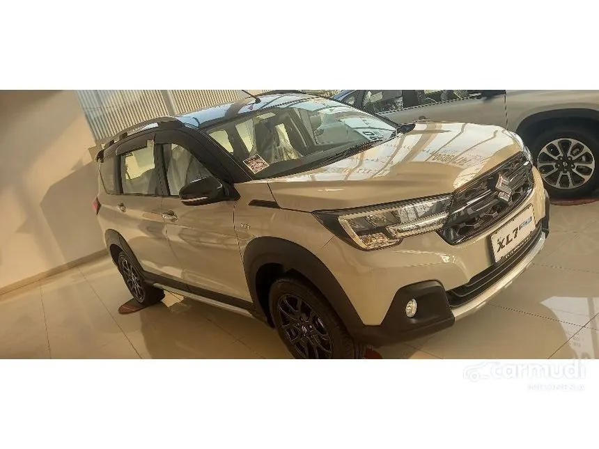 Jual Mobil Suzuki XL7 2024 ALPHA Hybrid 1.5 di Jawa Barat Automatic Wagon Putih Rp 197.888.800