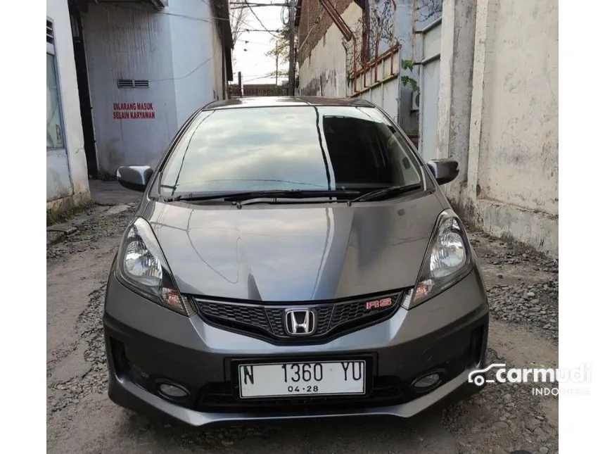 Jual Mobil Honda Jazz 2013 RS 1.5 di Jawa Timur Manual Hatchback Abu