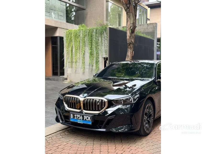 Jual Mobil BMW i5 2024 eDrive40 M Sport di DKI Jakarta Automatic Sedan Hitam Rp 1.970.000.000