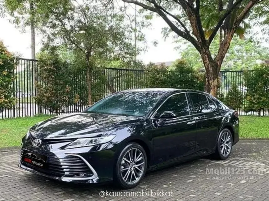 Jual Mobil Toyota Camry 2022 V 2.5 di DKI Jakarta Automatic Sedan Hitam Rp 525.000.000