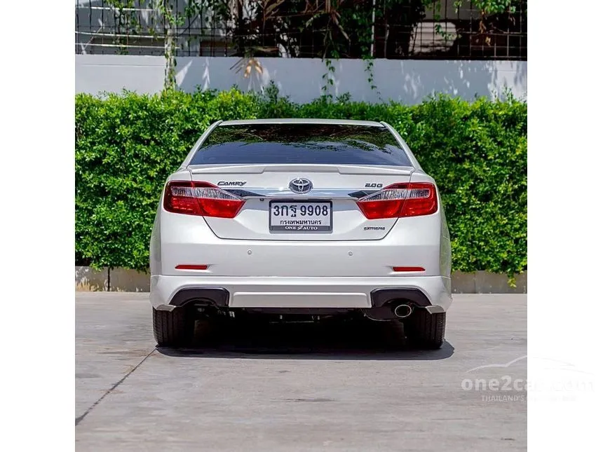 2014 Toyota CAMRY G Extremo Sedan